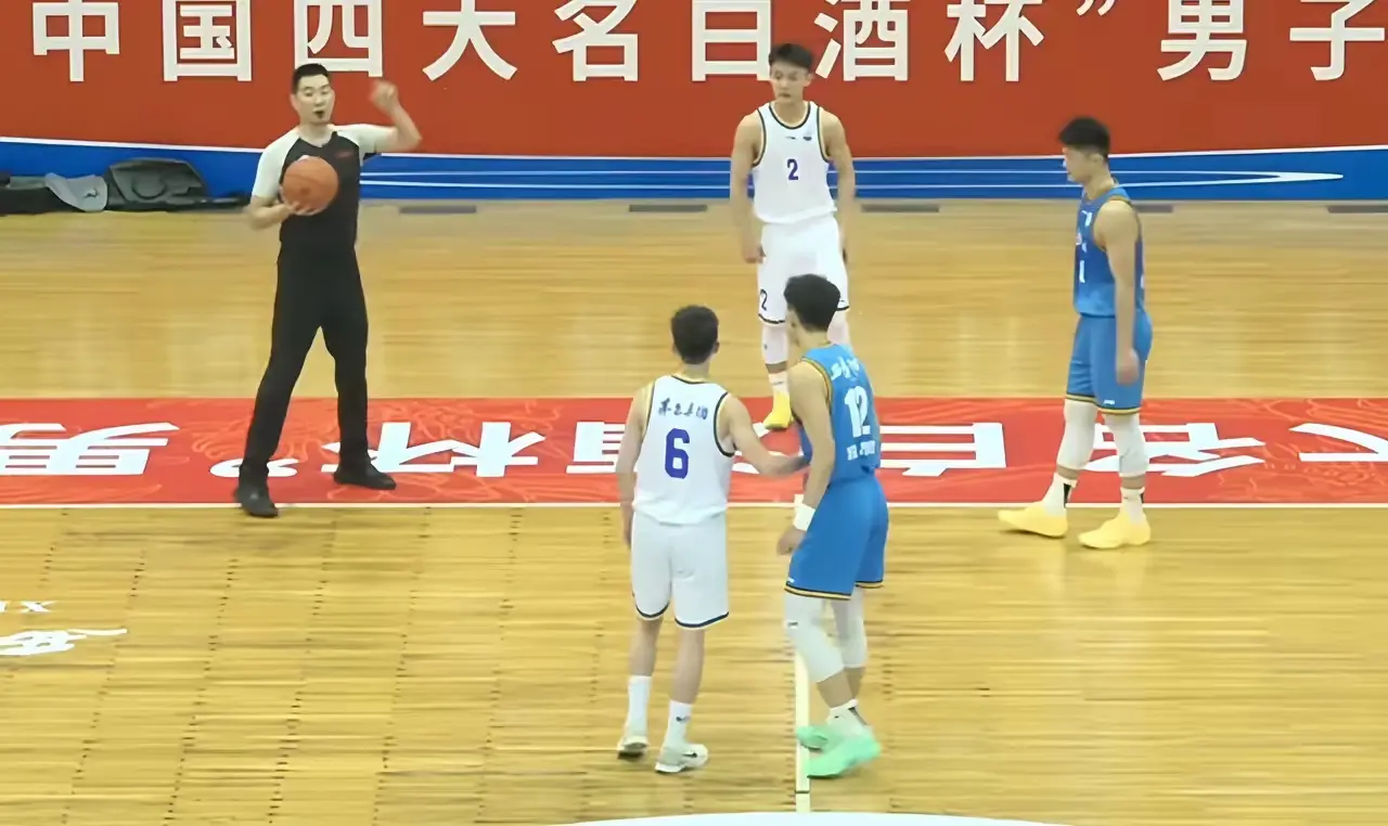 alt, 焦泊乔还在, 这场比赛 alt, 焦泊乔还在, 这场比赛