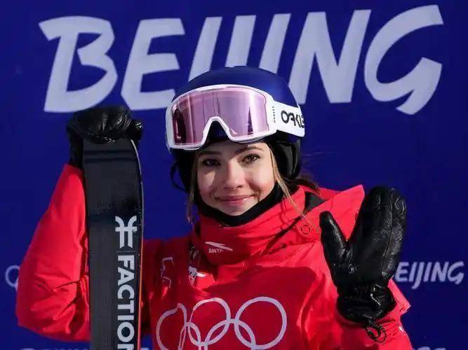 标志性的腰 标志性的腰