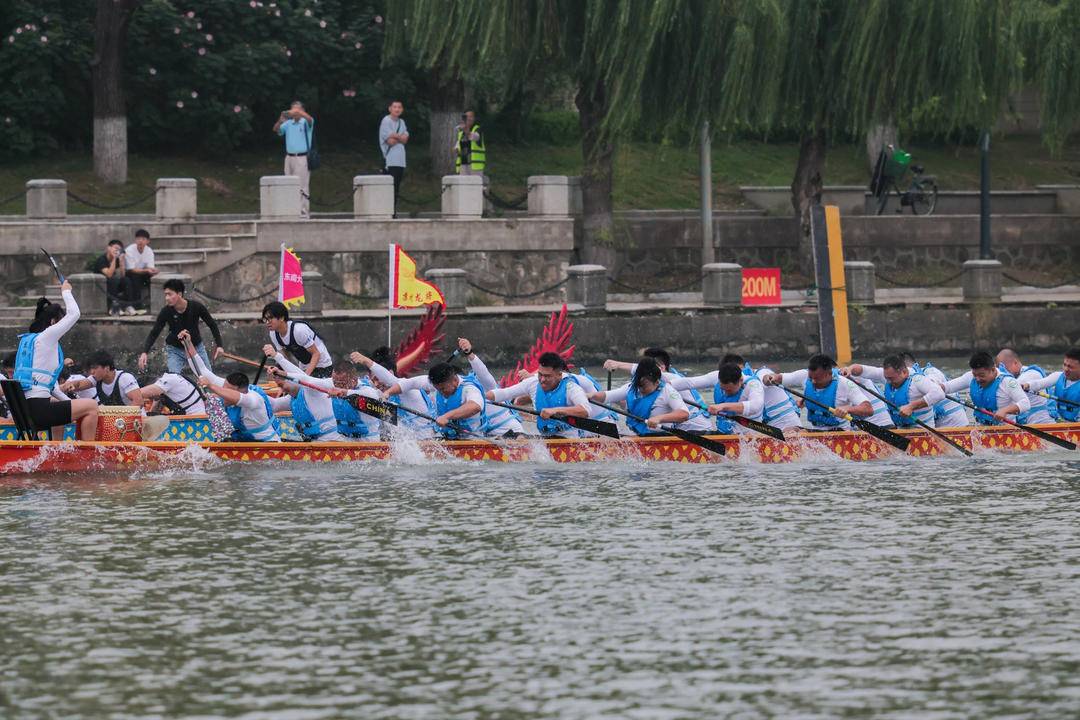 逐浪劈波, AA 逐浪劈波, AA